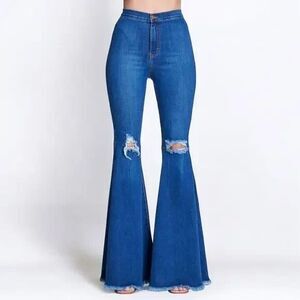 Vibrant M.I.U. Bella Wide Flare Jeans Fray Hem Med. Wash Junior's Size 1 (22x33)